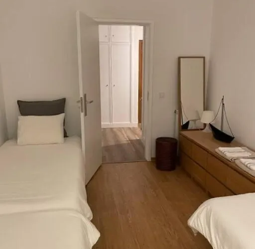 Em Frente A São Martinho do Porto